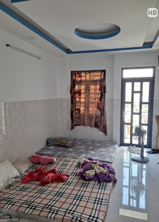 Bán Nhà 5 tầng hẻm xe hơi rộng rãi , giảm sâu 1 tỷ 3 , giá chỉ còn hơn 5 tỷ . Chỉ có tại Bình Tân